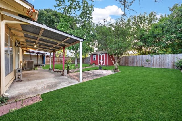 13310 T C Jester Boulevard, Houston, TX 77038