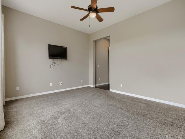 8450 S Biloxi Ct, Aurora, CO 80016