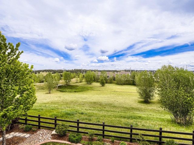 8450 S Biloxi Ct, Aurora, CO 80016
