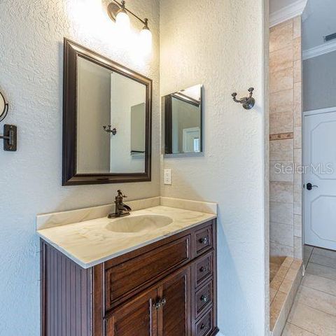 3902 HIDDEN SPRING PLACE, Valrico, FL 33596