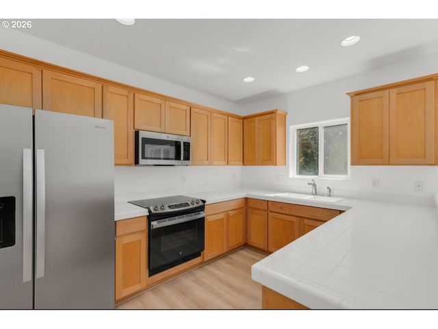 19790 Sw MARLIN Dr, Beaverton, OR 97007