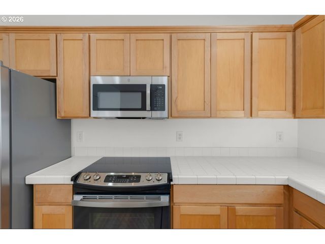 19790 Sw MARLIN Dr, Beaverton, OR 97007