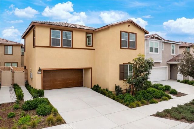 2972 E Calgary, Ontario, CA 91761