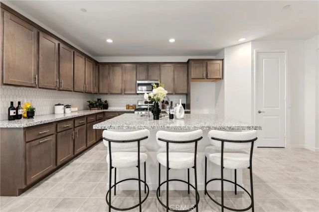 2972 E Calgary, Ontario, CA 91761