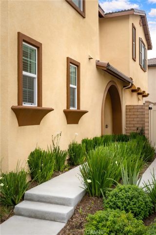 2972 E Calgary, Ontario, CA 91761