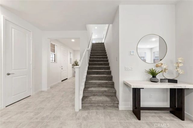 2972 E Calgary, Ontario, CA 91761