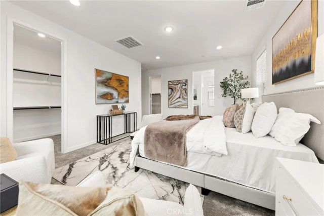 2972 E Calgary, Ontario, CA 91761