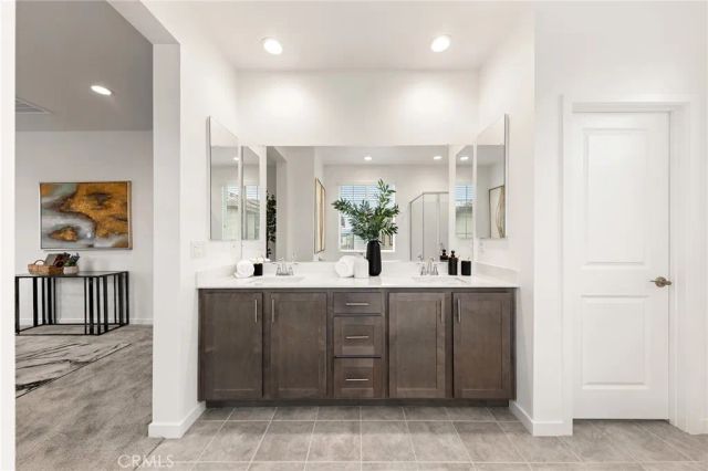 2972 E Calgary, Ontario, CA 91761