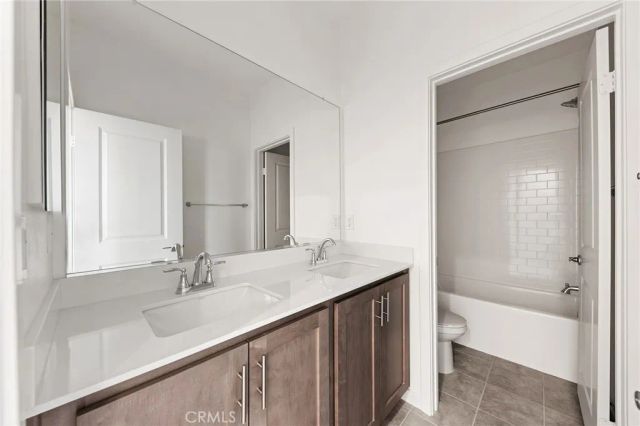 2972 E Calgary, Ontario, CA 91761