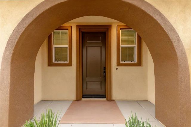 2972 E Calgary, Ontario, CA 91761