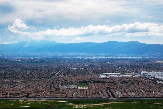 2972 E Calgary, Ontario, CA 91761