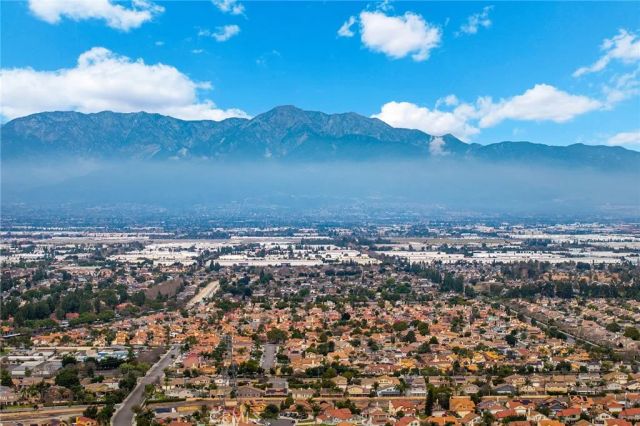 2972 E Calgary, Ontario, CA 91761