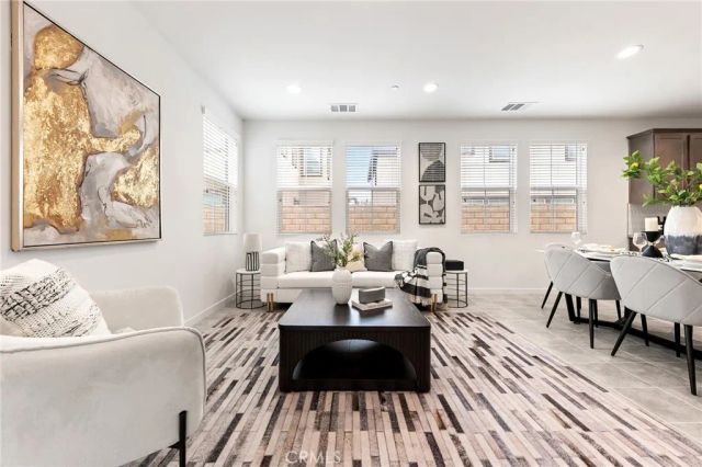 2972 E Calgary, Ontario, CA 91761