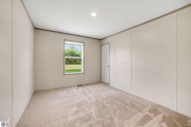 4390 W Seaman Road, Alma, MI 48801