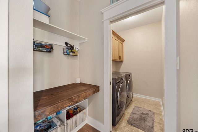 13367 Hickory Oak Dr, Lindale, TX 75771