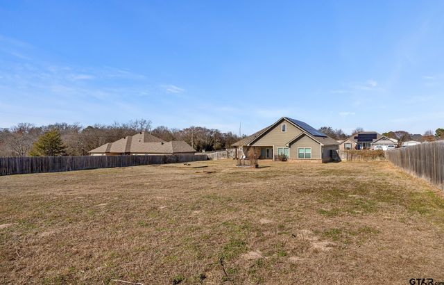 13367 Hickory Oak Dr, Lindale, TX 75771