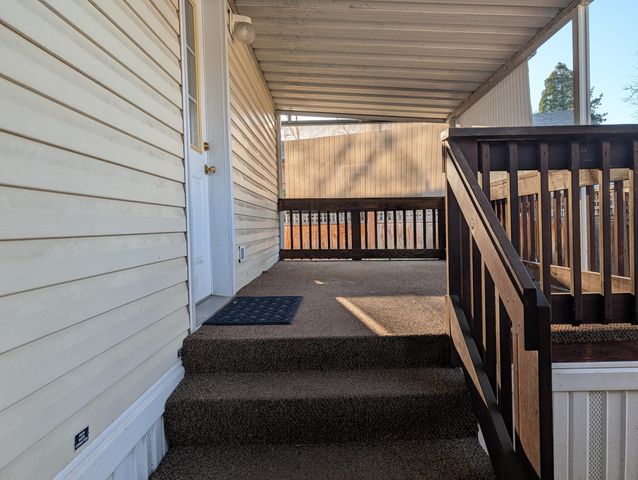 1055 N 5th Street UNIT 110, Jacksonville, OR 97530