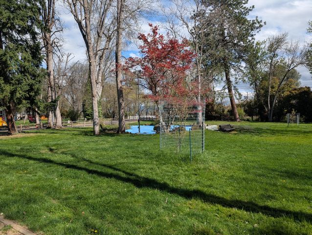 1055 N 5th Street UNIT 110, Jacksonville, OR 97530