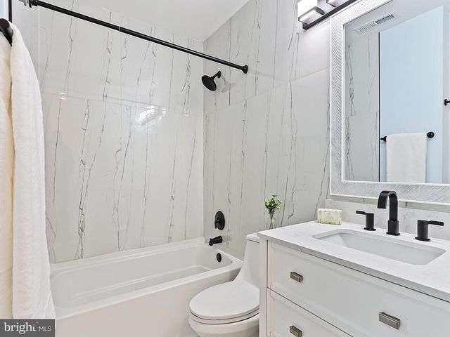 1913 RAVENS CRST, Plainsboro, NJ 08536