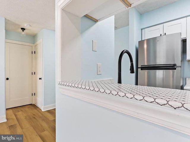 1913 RAVENS CRST, Plainsboro, NJ 08536