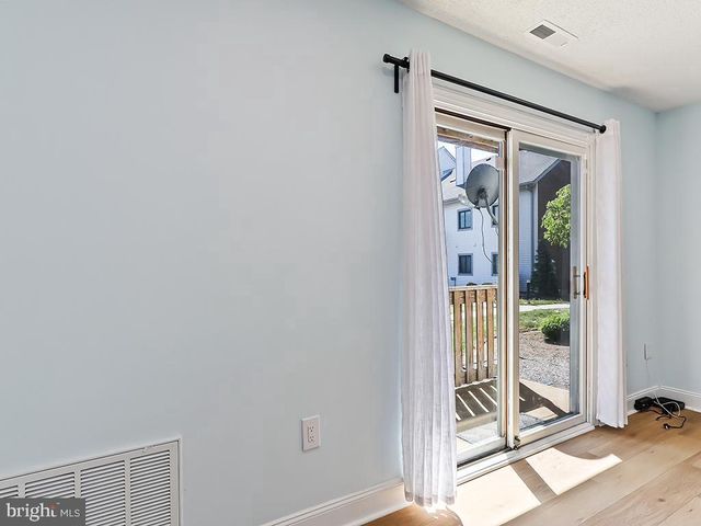 1913 RAVENS CRST, Plainsboro, NJ 08536