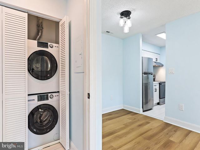 1913 RAVENS CRST, Plainsboro, NJ 08536