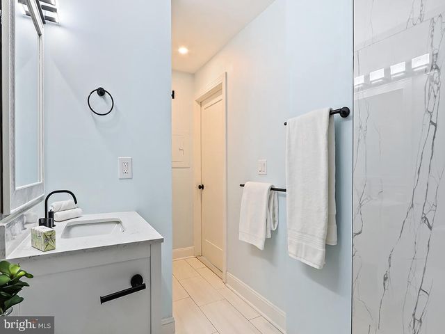 1913 RAVENS CRST, Plainsboro, NJ 08536