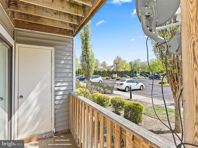 1913 RAVENS CRST, Plainsboro, NJ 08536