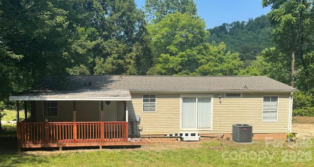 121 C & K Drive, Taylorsville, NC 28681