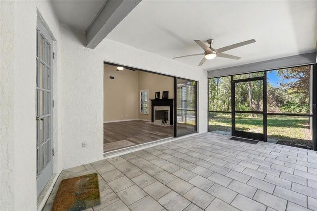 2800 HAMMOCK DRIVE, Plant City, FL 33566