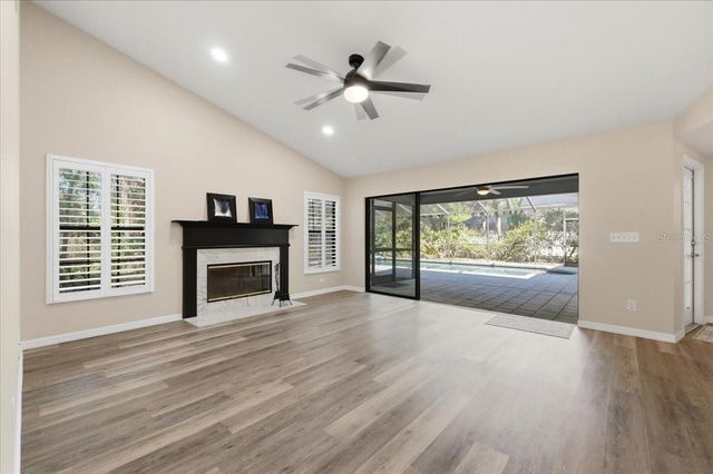 2800 HAMMOCK DRIVE, Plant City, FL 33566