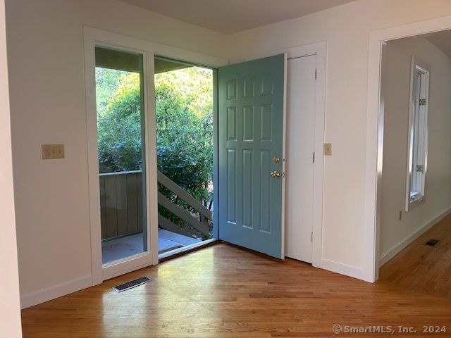 28 Punch Bowl Drive, Westport, CT 06880
