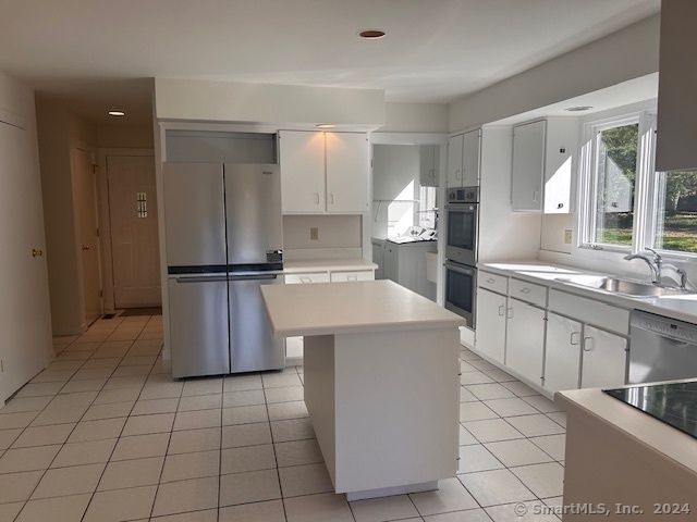 28 Punch Bowl Drive, Westport, CT 06880