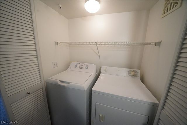 5710 East Tropicana Avenue 2049, Las Vegas, NV 89122