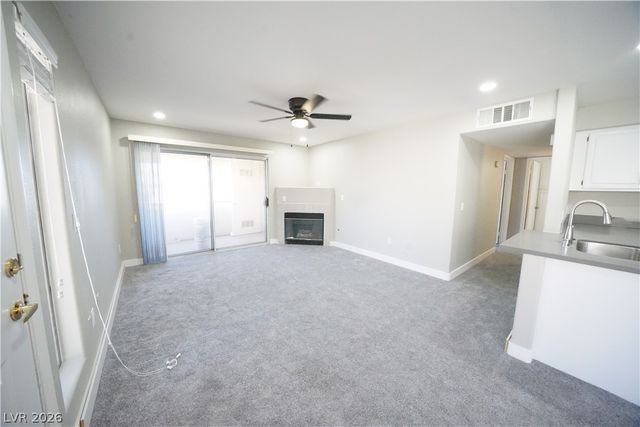 5710 East Tropicana Avenue 2049, Las Vegas, NV 89122