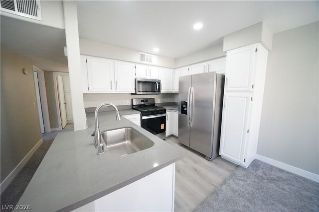 5710 East Tropicana Avenue 2049, Las Vegas, NV 89122