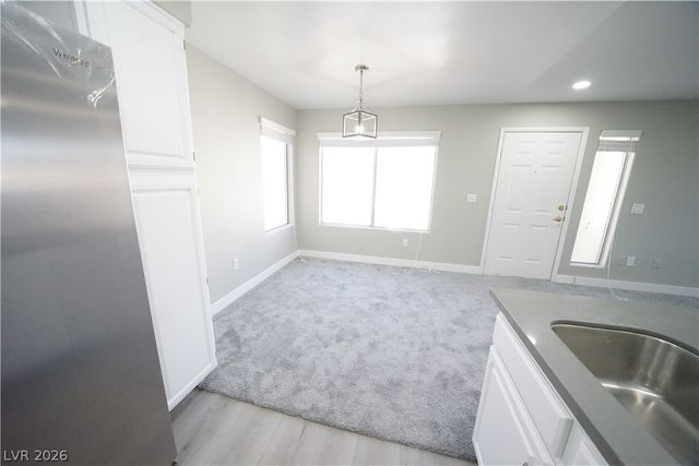 5710 East Tropicana Avenue 2049, Las Vegas, NV 89122