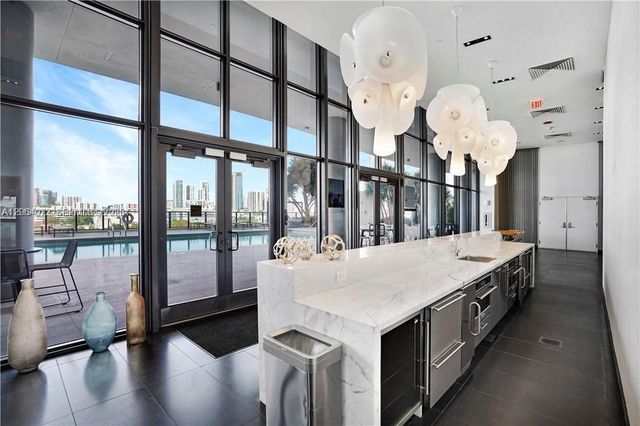 1600 NE 1st Avenue 2903, Miami, FL 33132