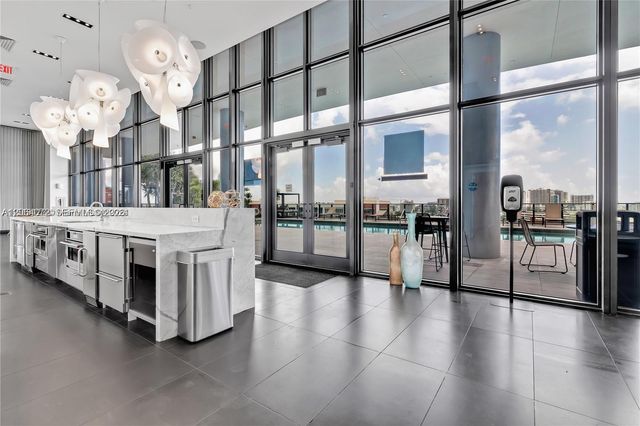 1600 NE 1st Avenue 2903, Miami, FL 33132