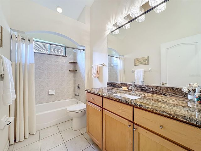 6388 ROOKERY CIRCLE, Bradenton, FL 34203