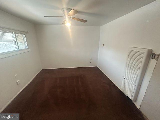 2421 SARATOGA AVE, Baltimore, MD 21227