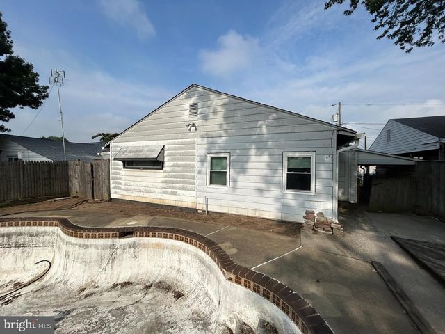 2421 SARATOGA AVE, Baltimore, MD 21227