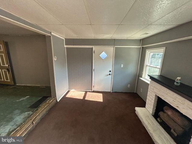2421 SARATOGA AVE, Baltimore, MD 21227