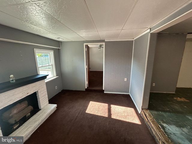 2421 SARATOGA AVE, Baltimore, MD 21227
