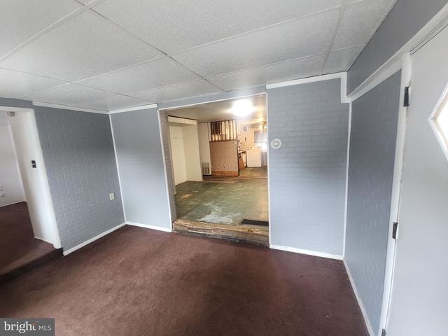 2421 SARATOGA AVE, Baltimore, MD 21227