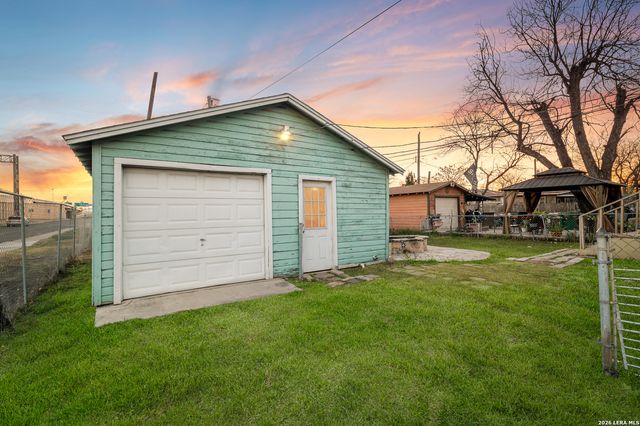 1318 San Francisco, San Antonio, TX 78201