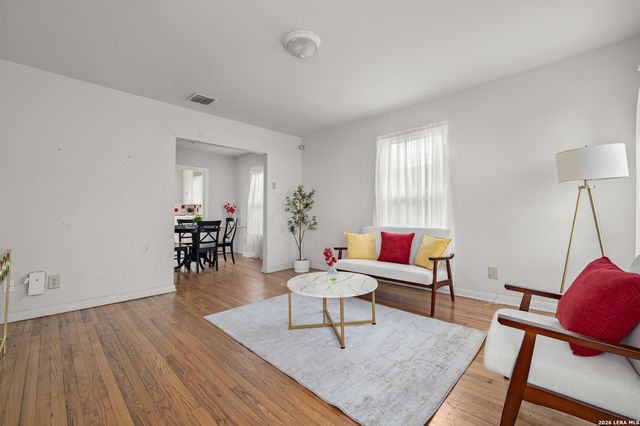 1318 San Francisco, San Antonio, TX 78201