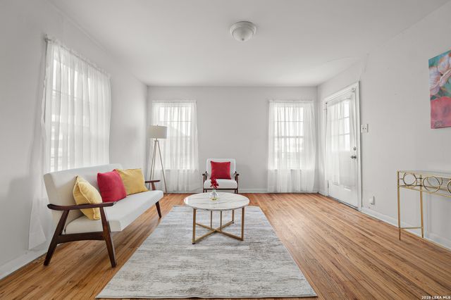 1318 San Francisco, San Antonio, TX 78201