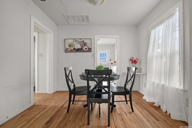 1318 San Francisco, San Antonio, TX 78201