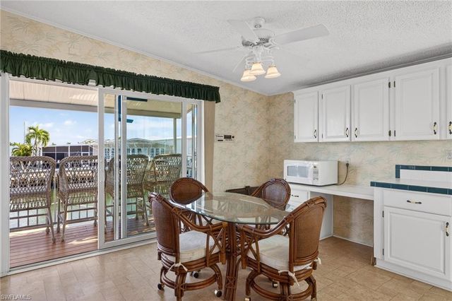 3088 Skipper LN, St. James City, FL 33956